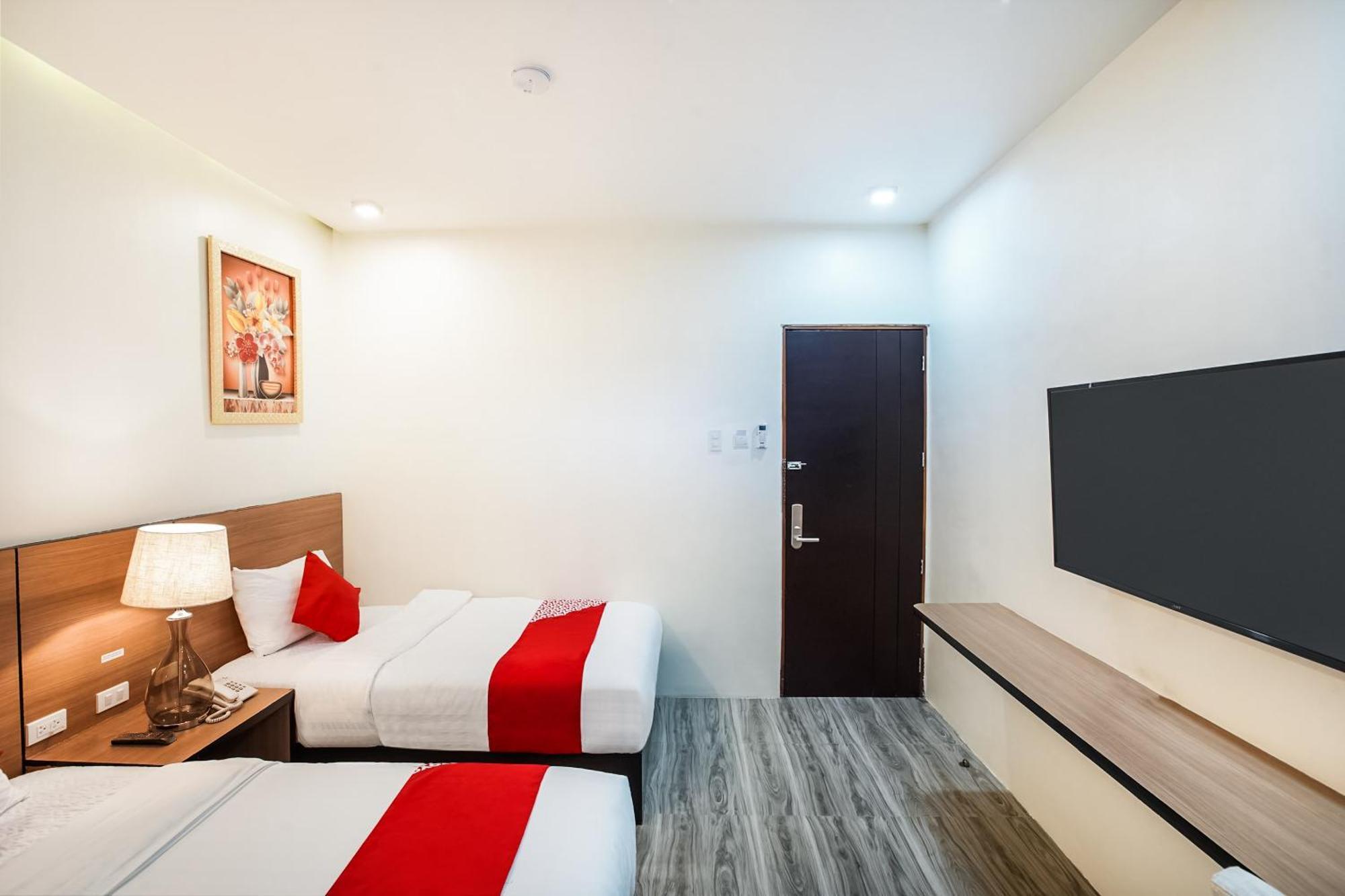 Oyo 489 Casa Mia Hotel Suites General Santos City Exteriör bild