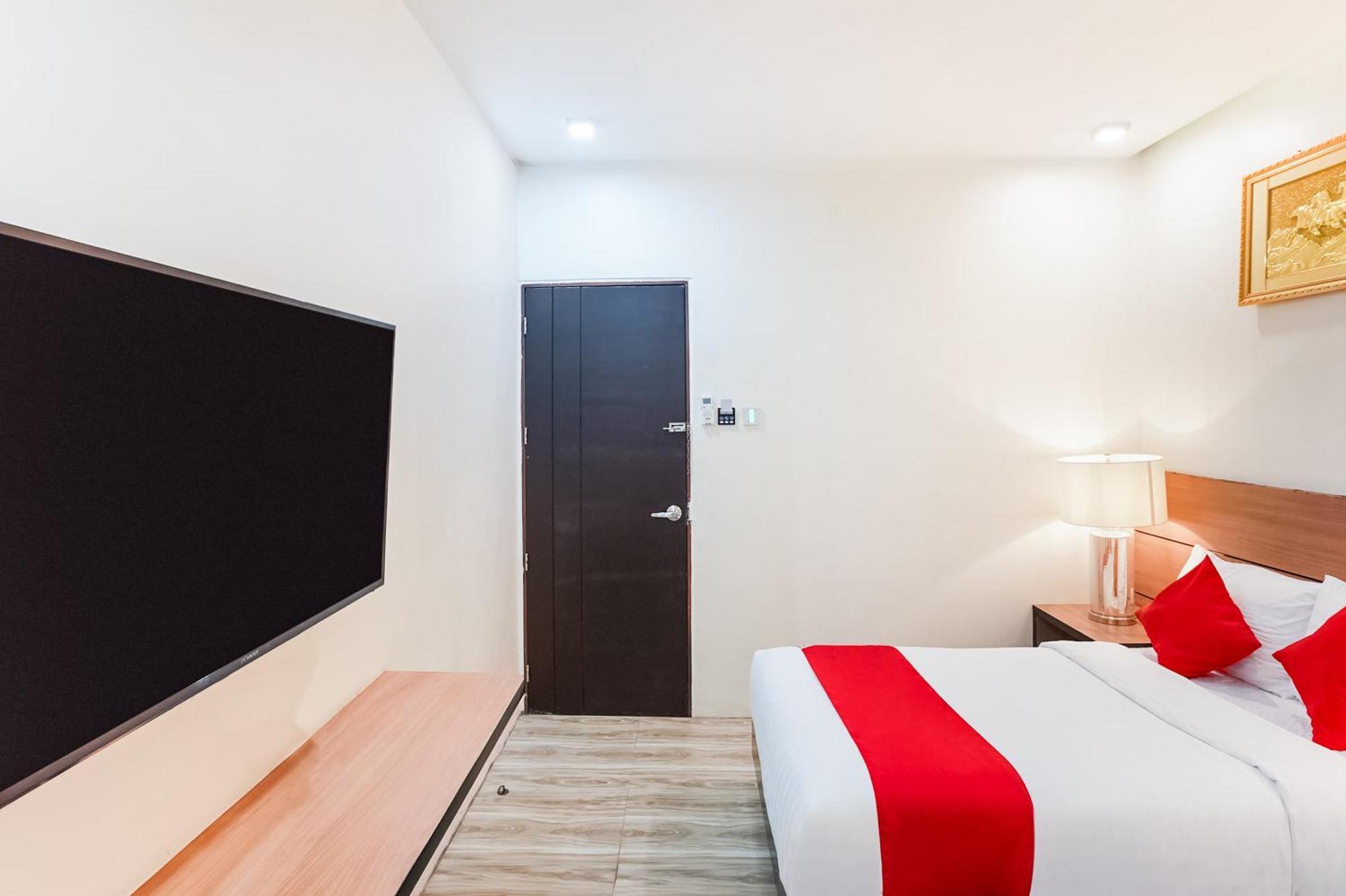 Oyo 489 Casa Mia Hotel Suites General Santos City Exteriör bild