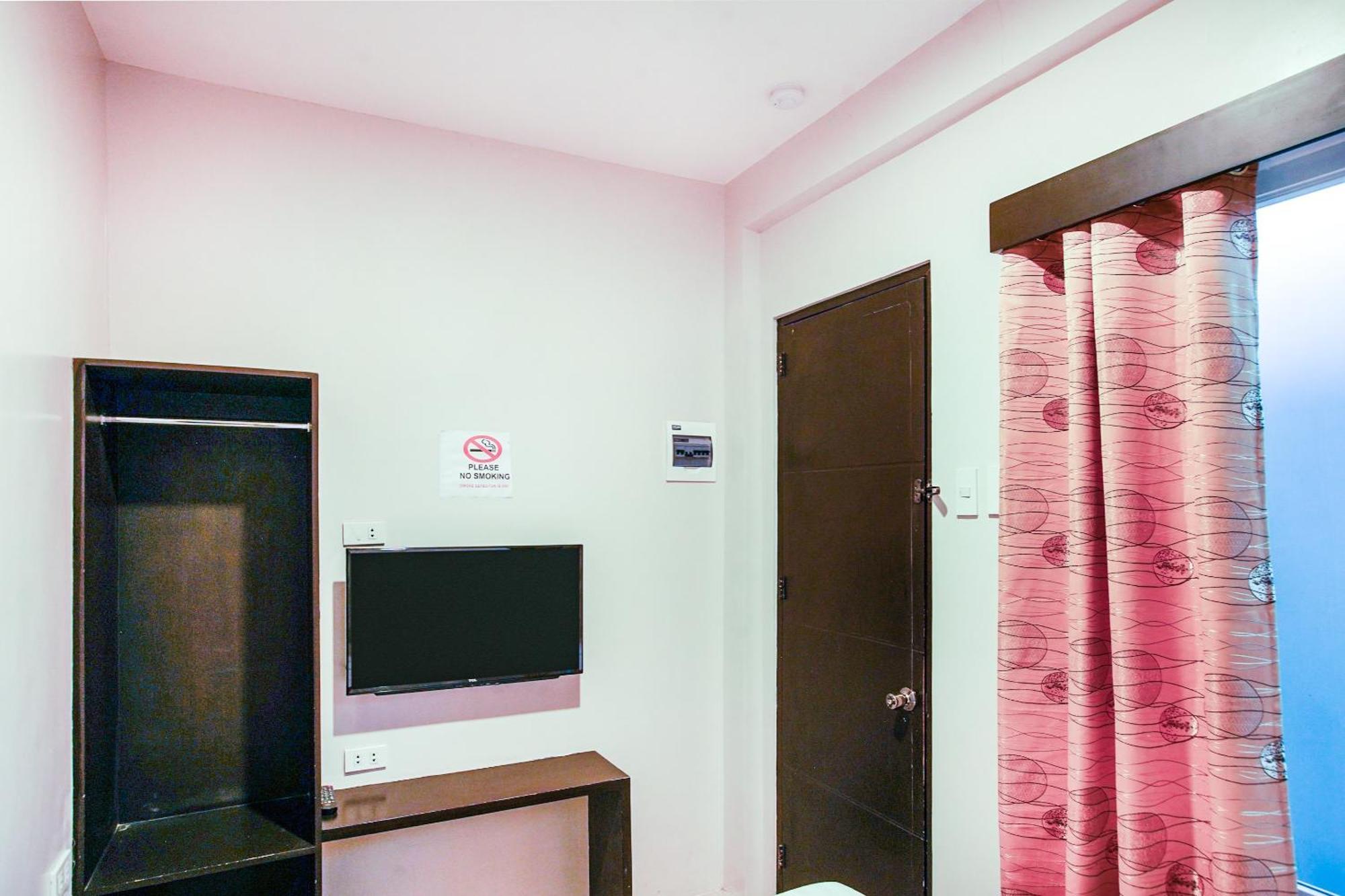 Oyo 489 Casa Mia Hotel Suites General Santos City Exteriör bild