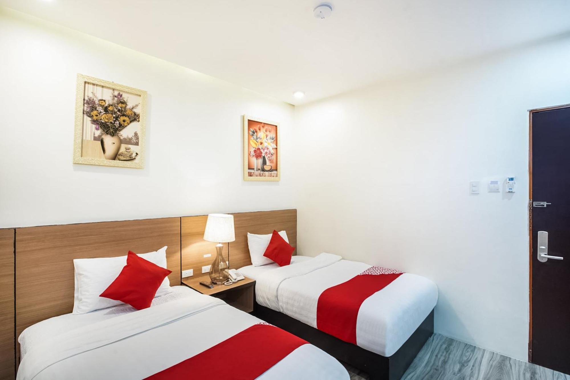 Oyo 489 Casa Mia Hotel Suites General Santos City Exteriör bild