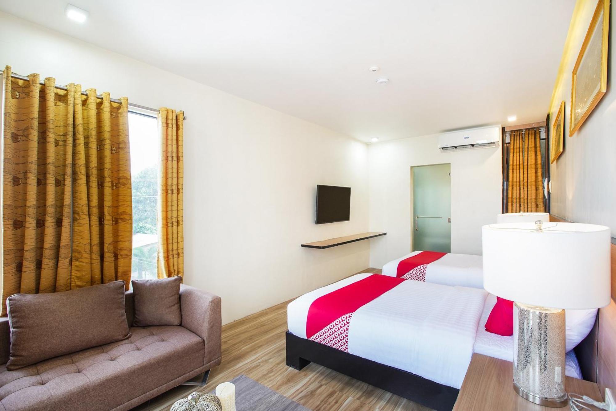 Oyo 489 Casa Mia Hotel Suites General Santos City Exteriör bild