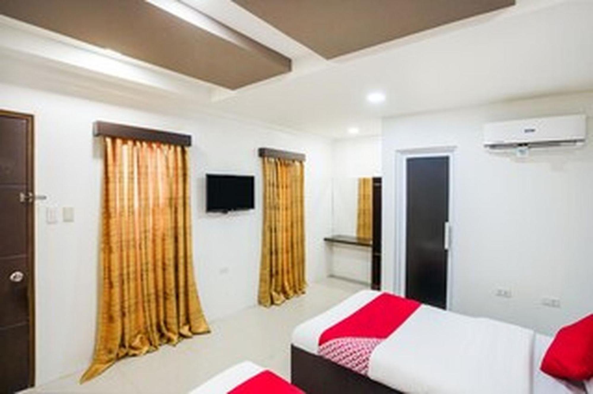 Oyo 489 Casa Mia Hotel Suites General Santos City Exteriör bild